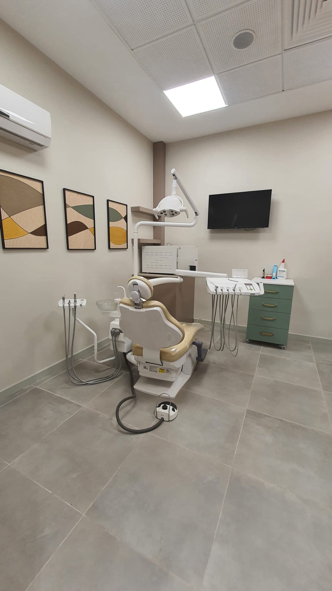 Tedavi koltuğu ve ünite, TT Dental, uygulama fotoğrafı