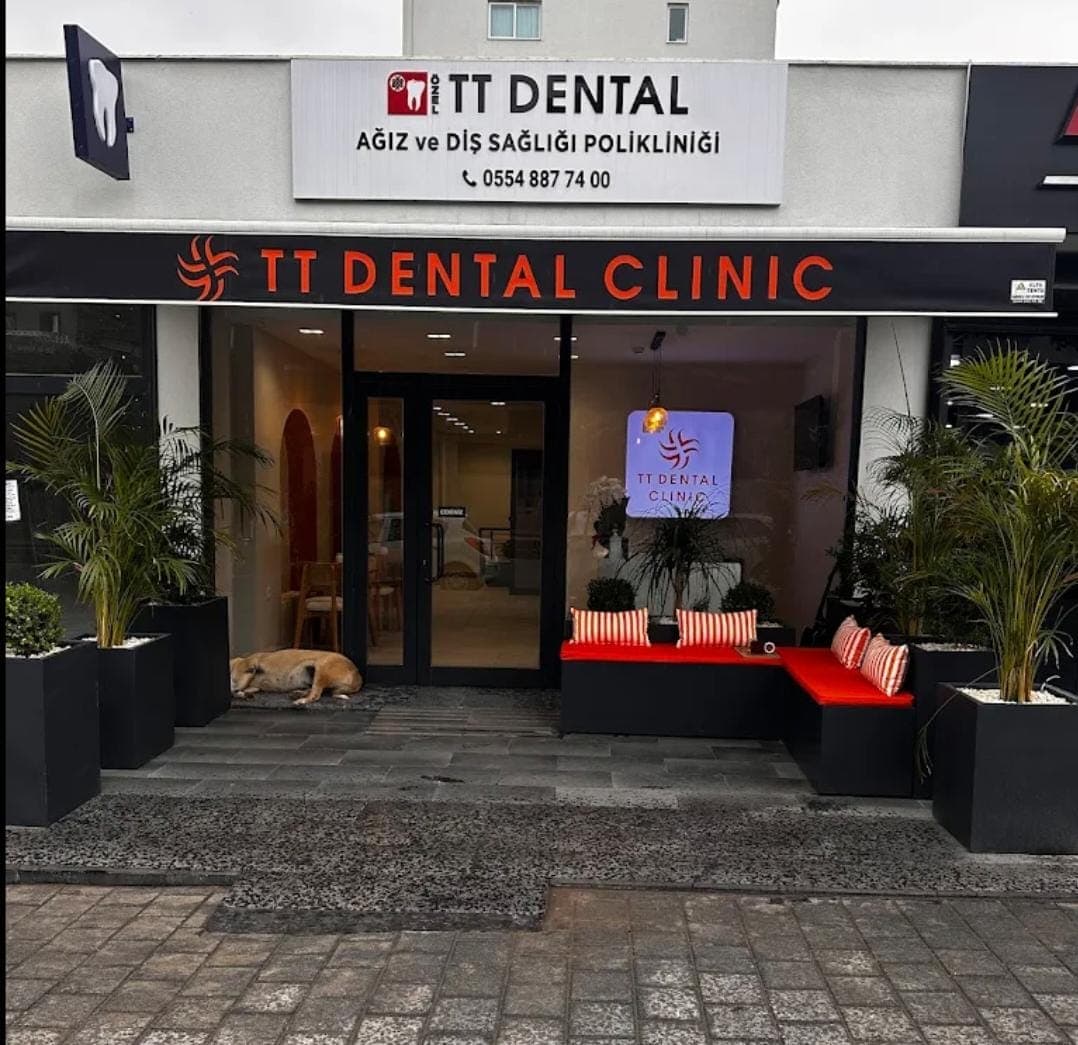 TT Dental cephe ve giriş, uygulama fotoğrafı